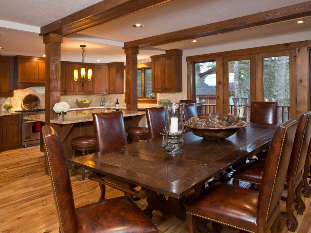 Blue Moose Lodge Dining Room.