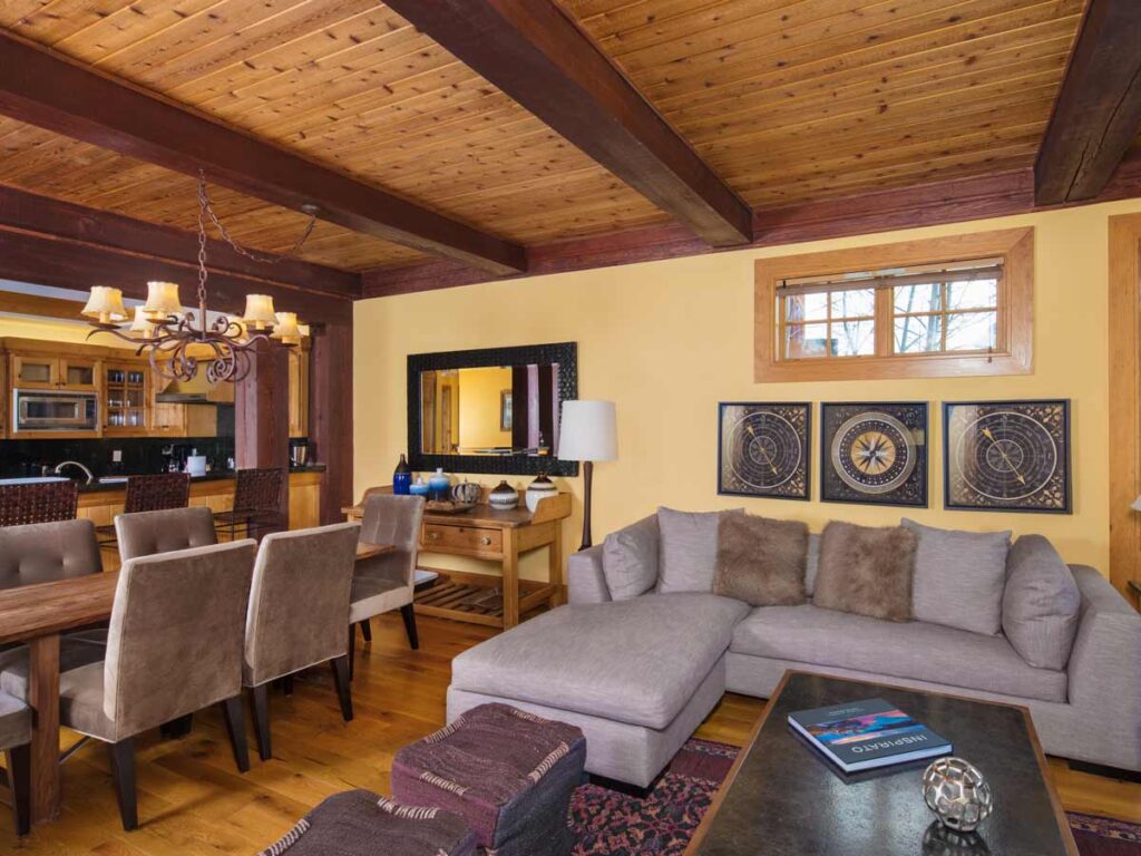 Jackson Hole Crystal Springs Lodge Sweetwater Great Room.